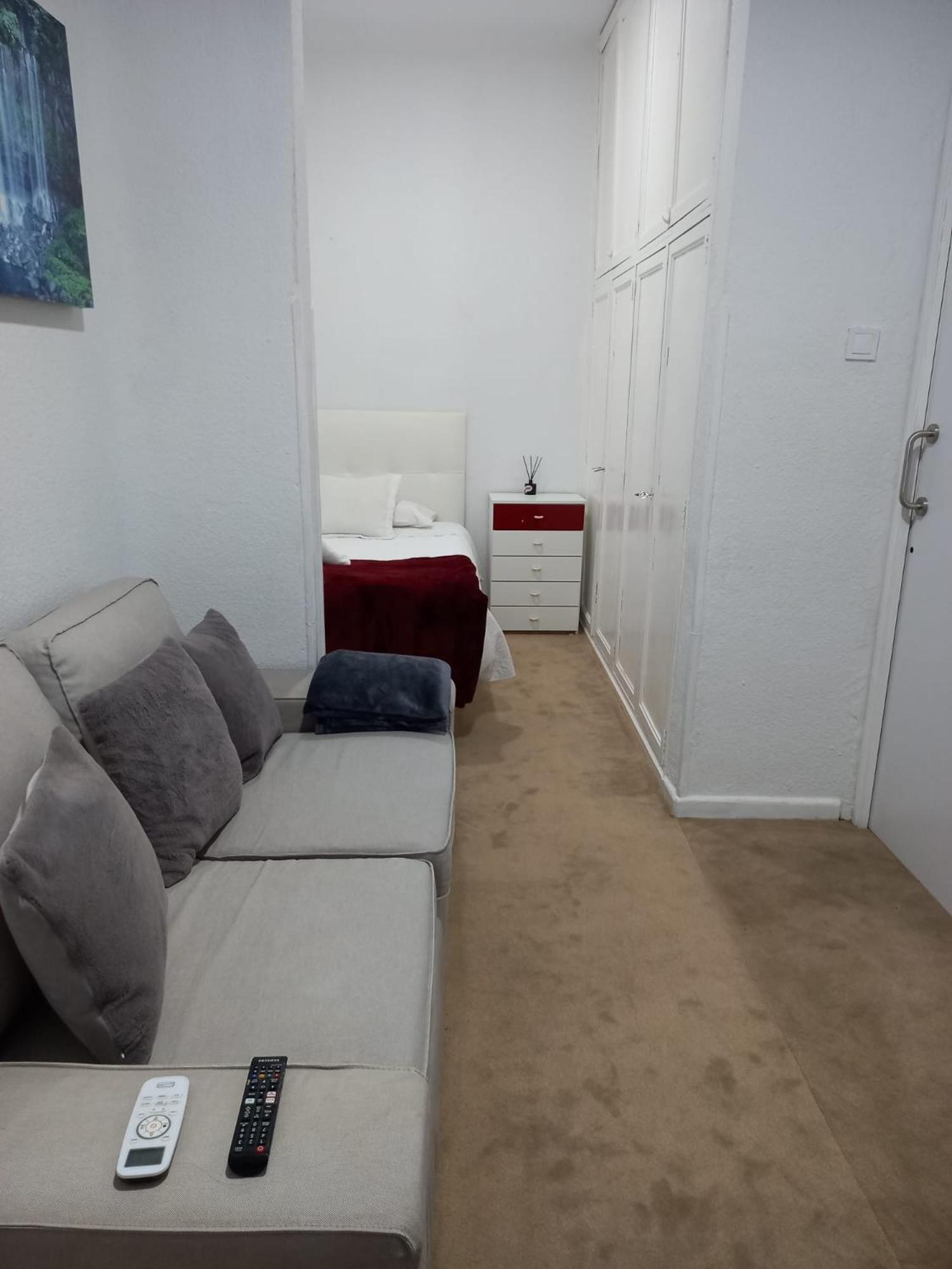 Habitacion Cerca Centro De マドリード エクステリア 写真